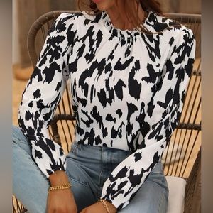 SHEIN All over black & white long sleeve blouse Small 4